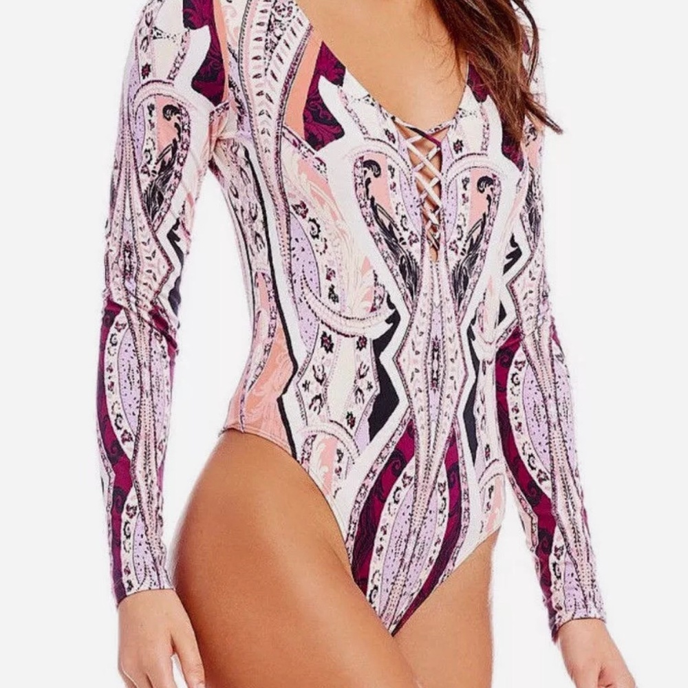 FINAL SALE FREE PEOPLE PICK A PLACE BODYSUIT